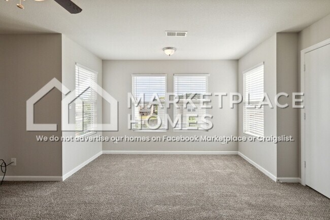 Building Photo - 29946 Glenrose Way