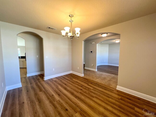 Building Photo - 5588 Inspiration Street