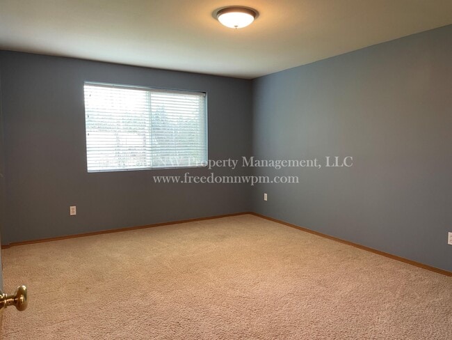 Building Photo - 117 Timberline Ln