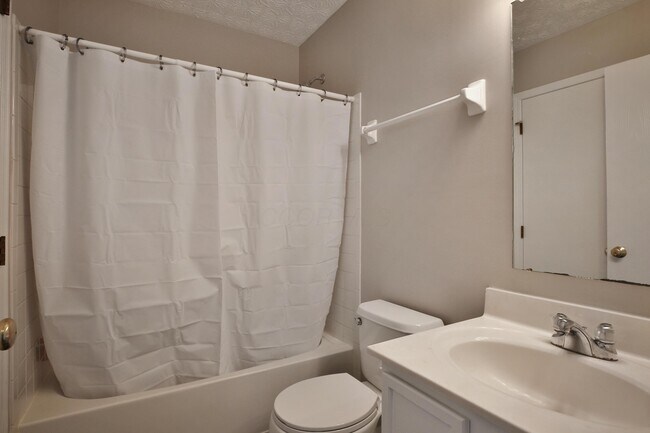 Building Photo - 1843 Canopy Ln