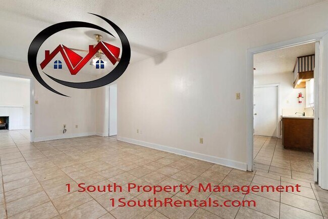 Building Photo - 7470 Moffett Rd