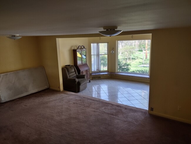 Building Photo - Nana's House