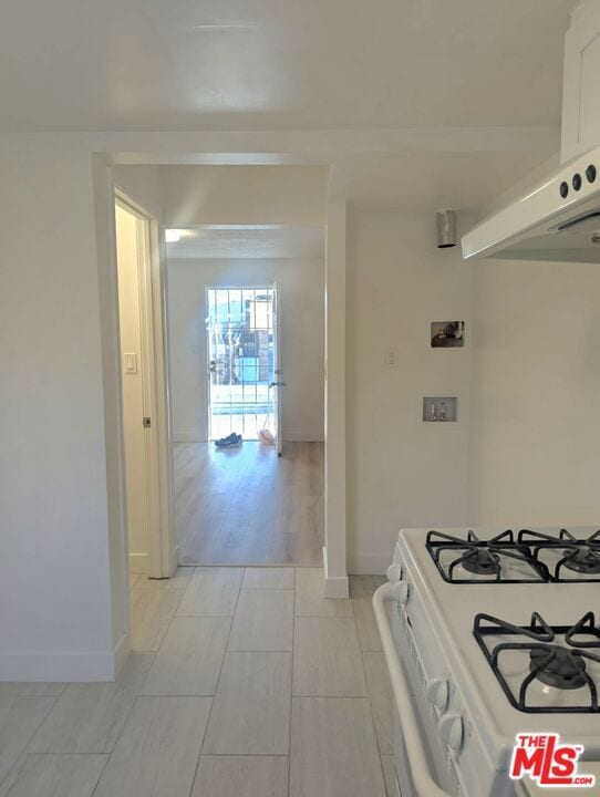 Building Photo - 3837 Sedgwick Ave