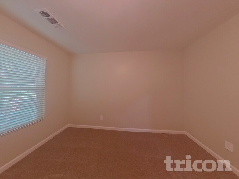 Building Photo - 170 Ivey Meadow Dr