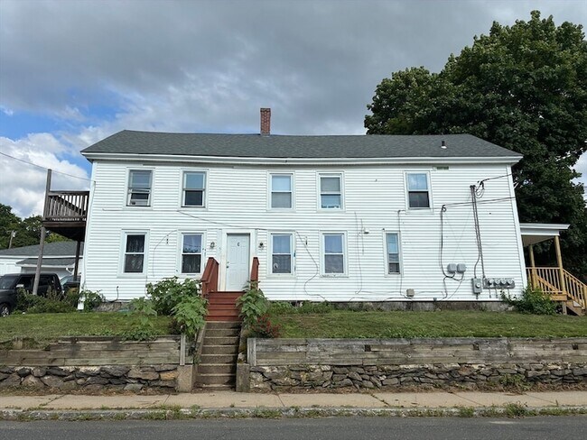 Building Photo - 51 Pleasant St