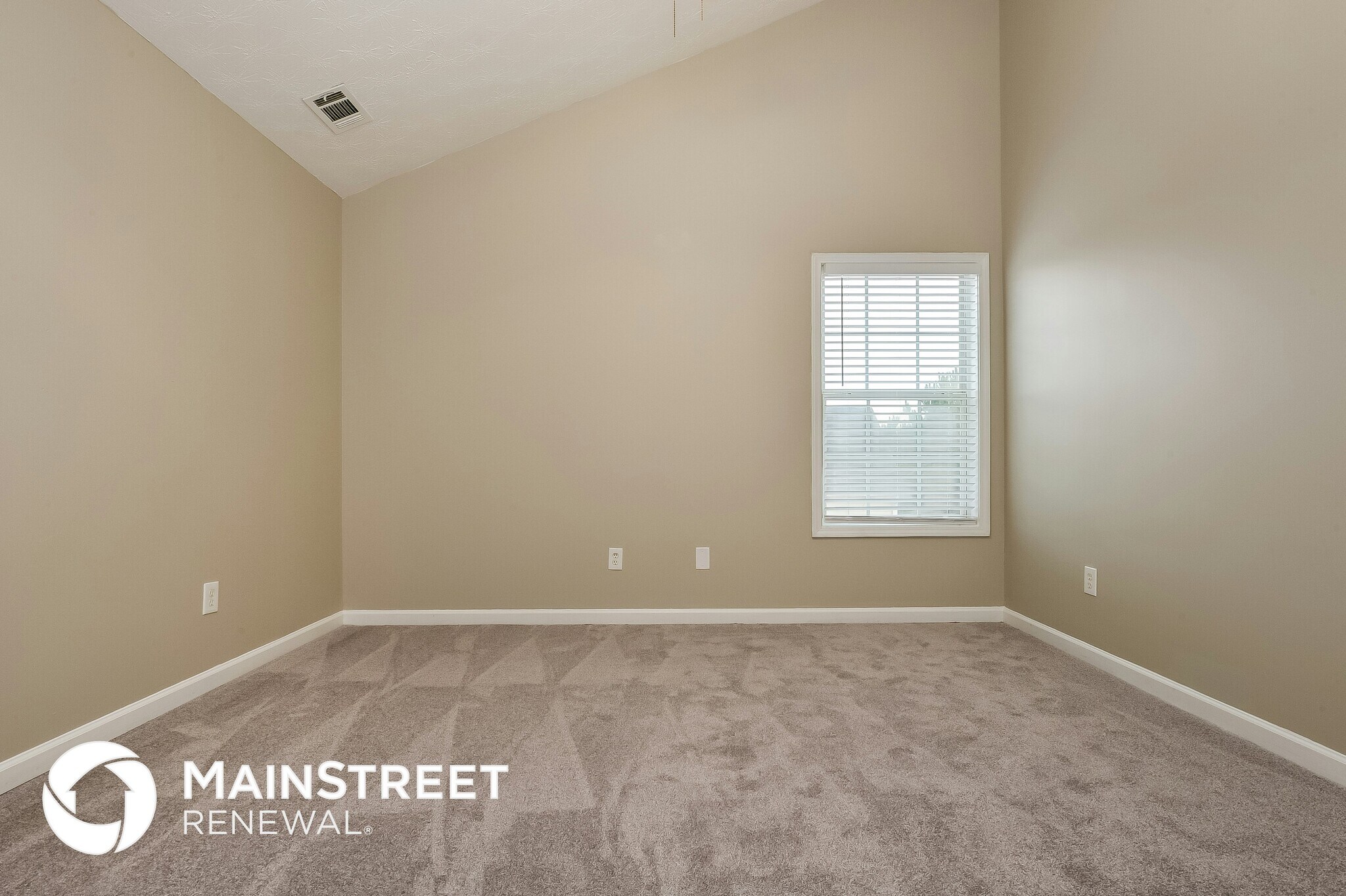 Building Photo - 628 Shadow Lake Dr