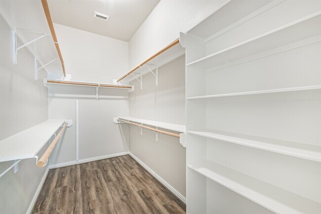 Building Photo - 6 Cordella Pl