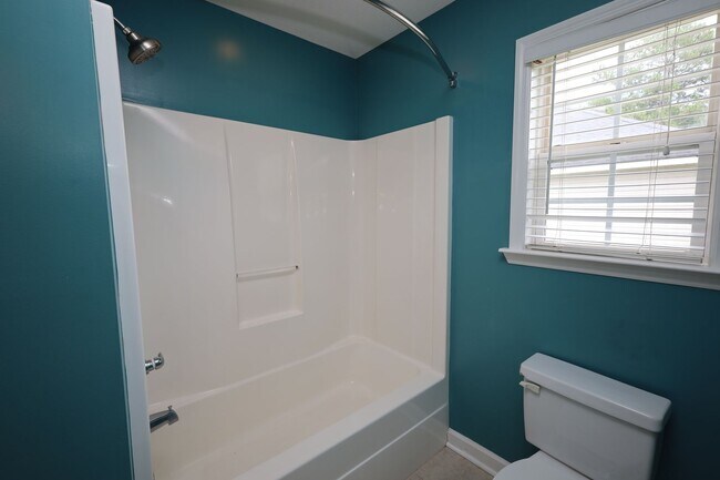 Building Photo - 3941 Cutter Point