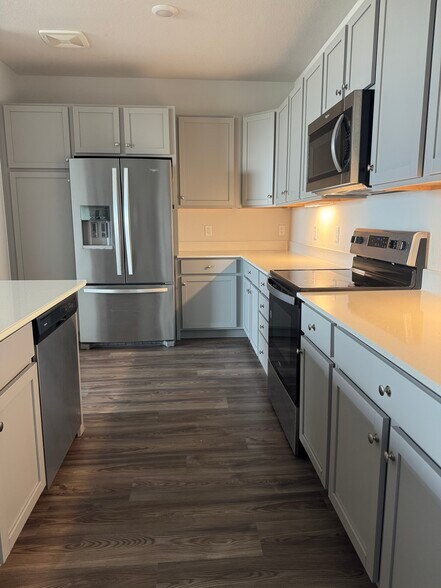 Building Photo - 487 Interlocken Blvd