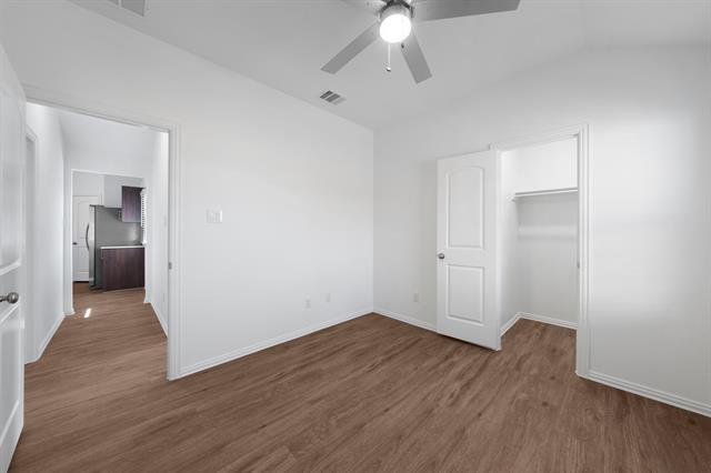 Building Photo - 304 Knoll Pines Drive