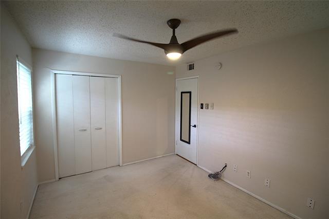 Building Photo - 804 Wateka Way