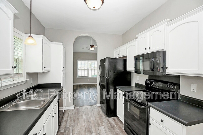 Building Photo - 162 Brookshire Dr