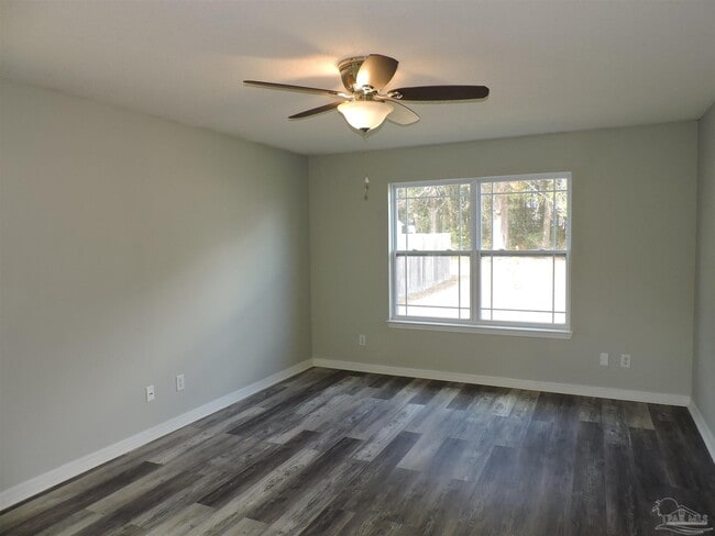 Building Photo - 3971 Sunny Manor Cir