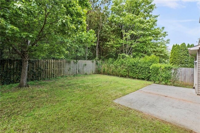 Building Photo - 1346 Dukes Creek Dr