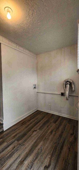 Building Photo - 2511 N 8th St