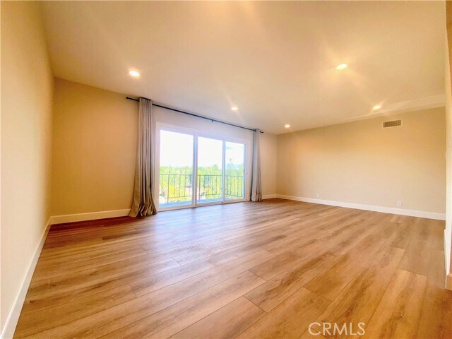 Building Photo - 1337 Shadow Ln