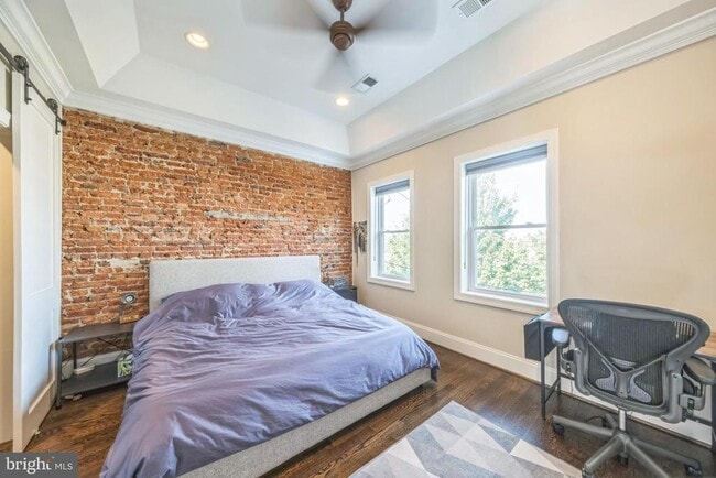 Building Photo - 4213 4th St NW