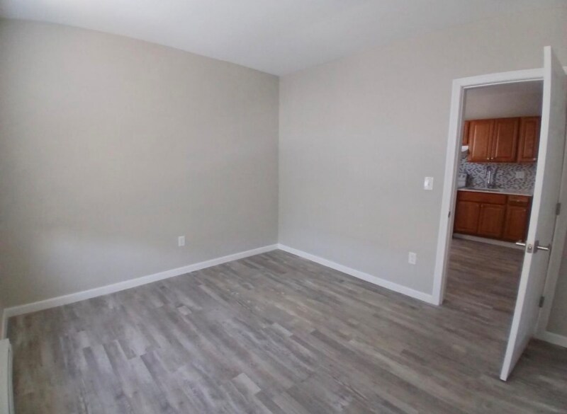 Building Photo - 421 Washington St