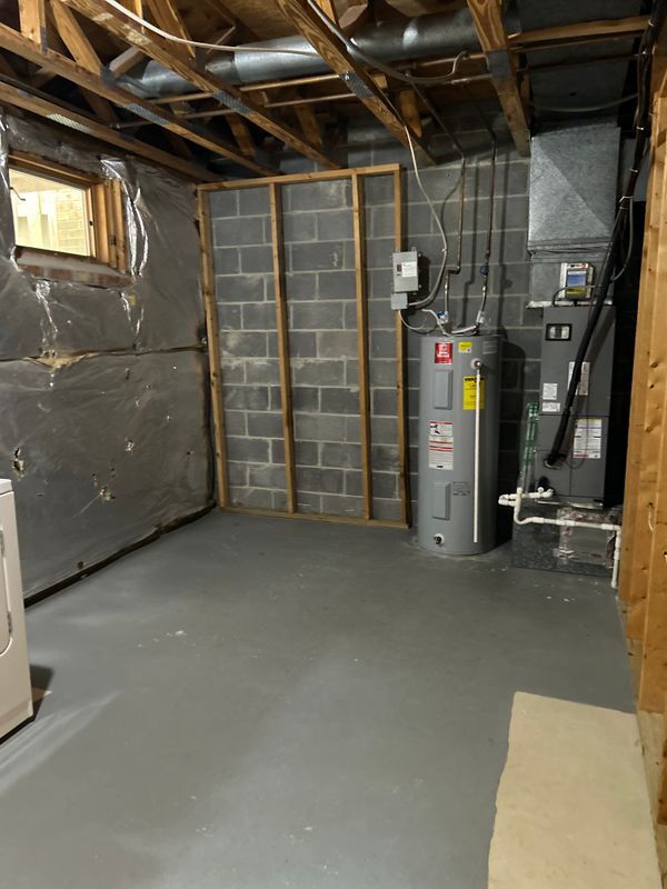 Building Photo - 12052 Stallion Ct
