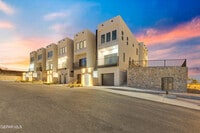 Building Photo - 1519 Golden Hill Terrace