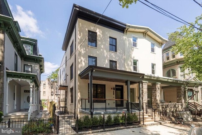 Building Photo - 3519 Hamilton St