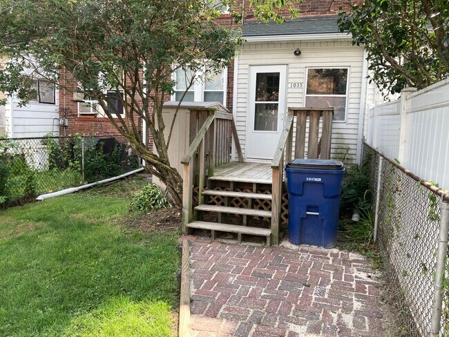 Back - 1035 Newton Ave