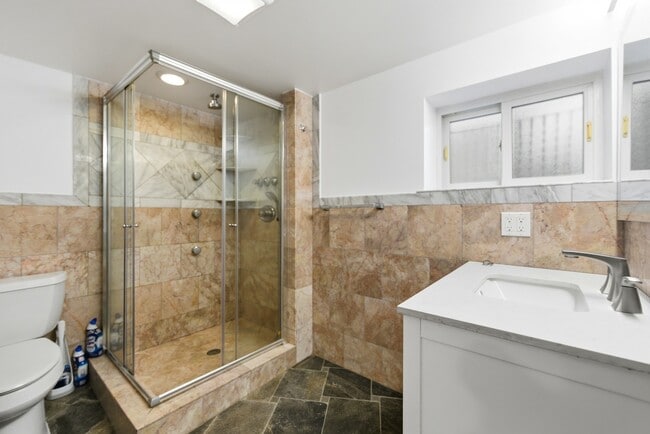 Building Photo - 4656 N Narragansett Ave