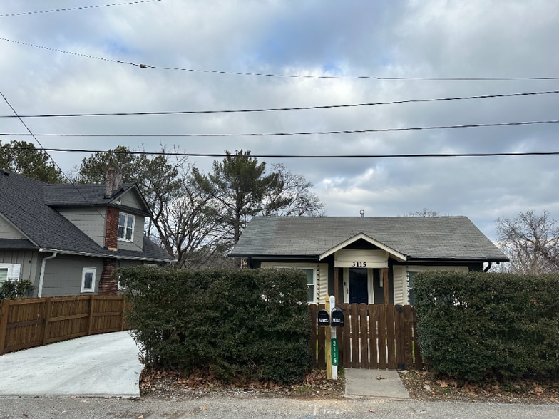 Primary Photo - 3115 Rockmeade Dr