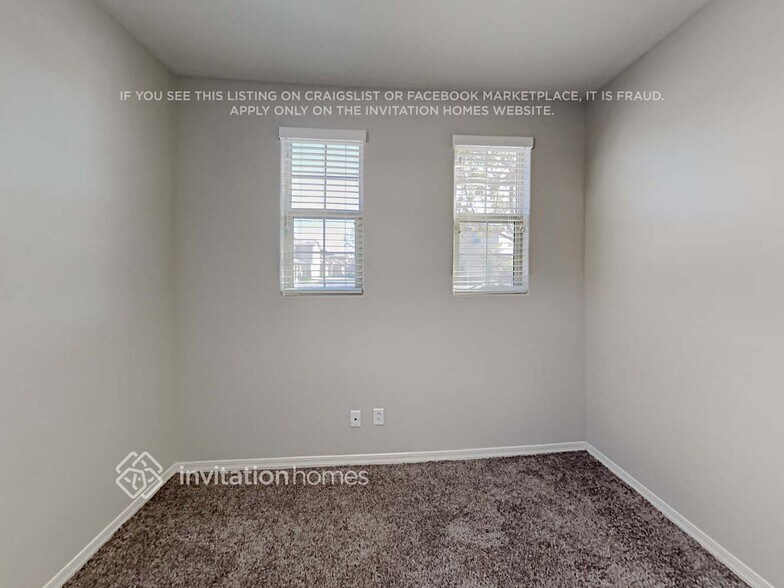 Building Photo - 1456 N Banning