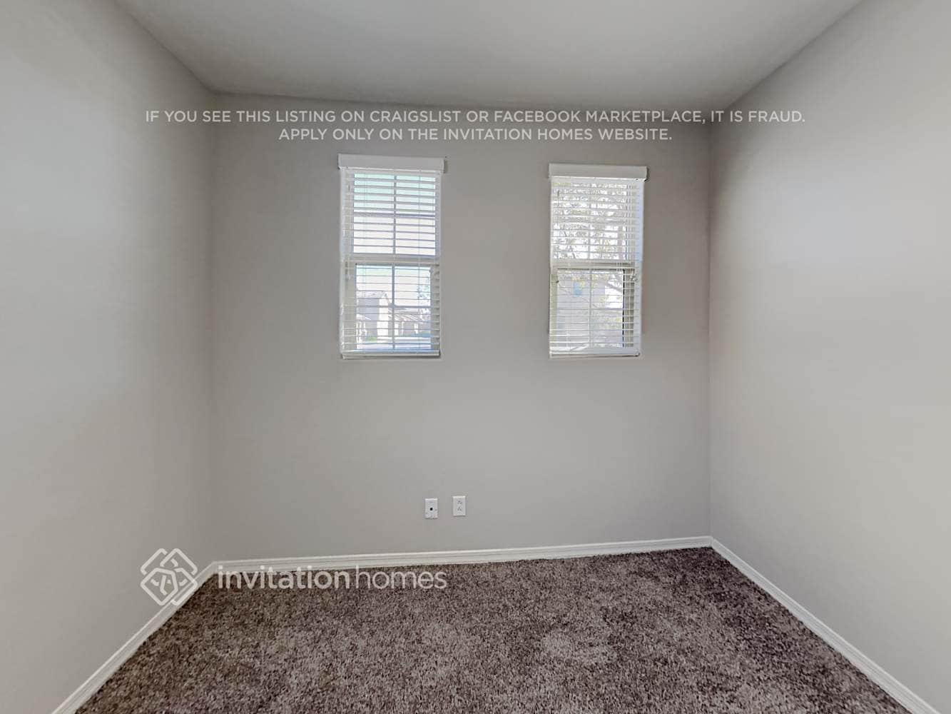 Building Photo - 1456 N Banning