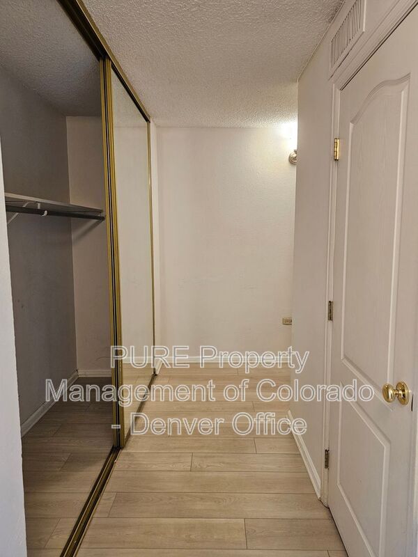 Building Photo - 1020 15th St