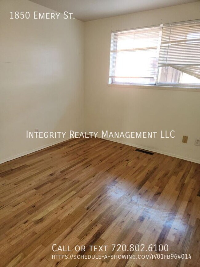 Building Photo - 1850 Emery St