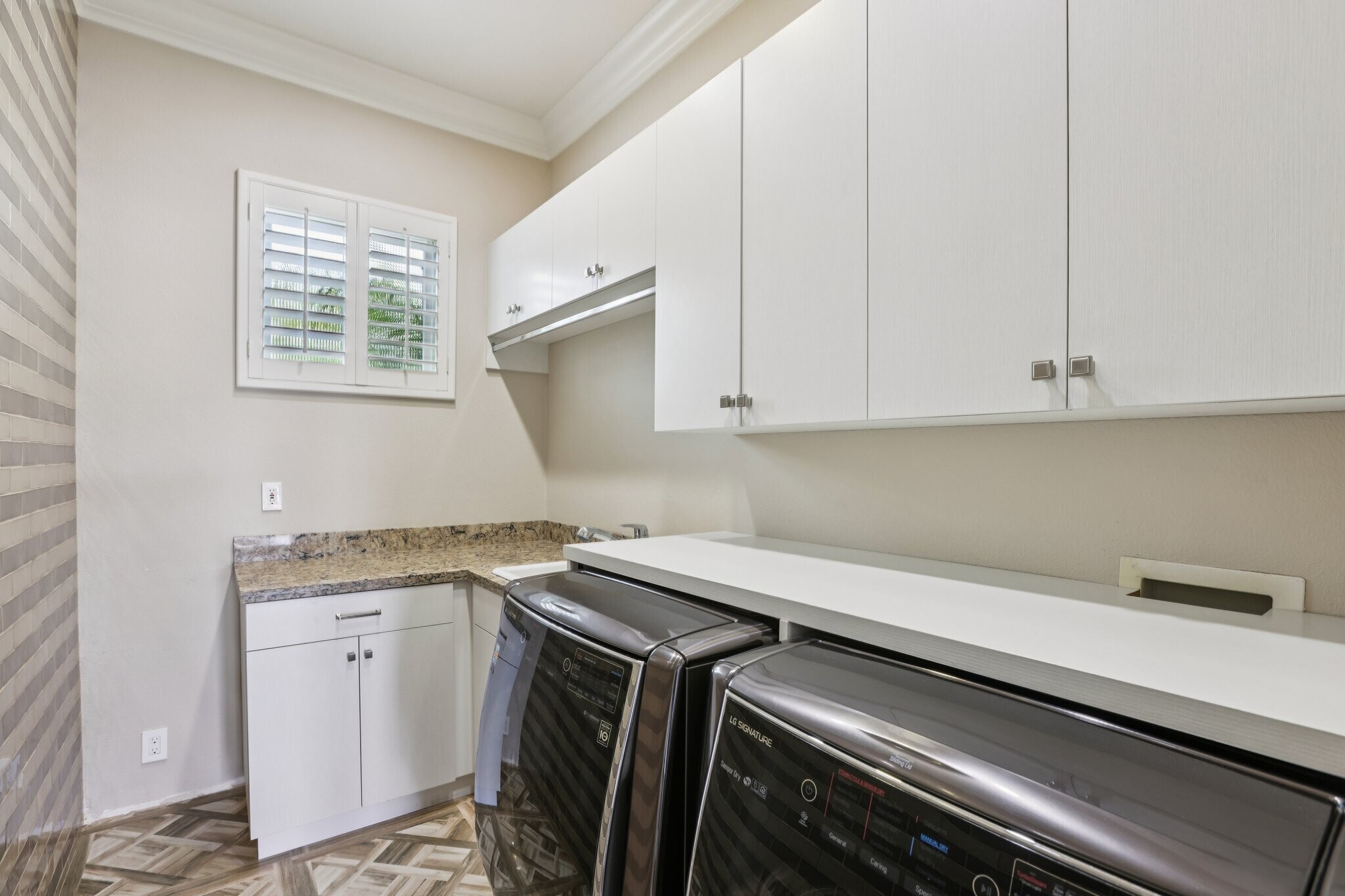 Building Photo - 27048 Triumph Ave