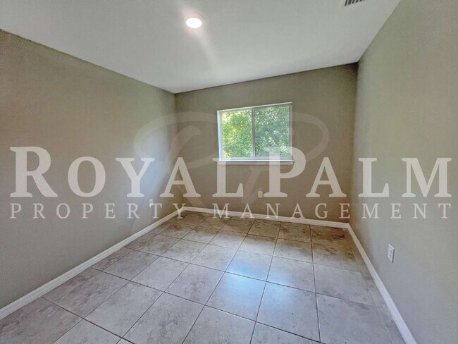 Building Photo - 2908 15th St W