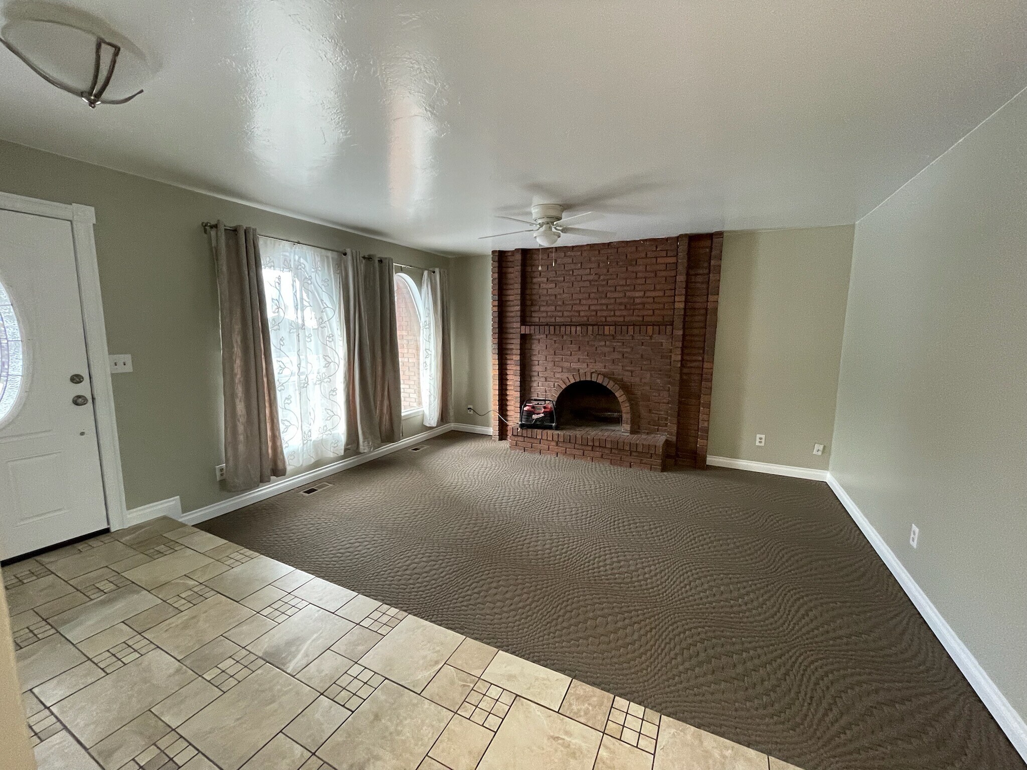upstairs family room - 9261 S Shad Ln