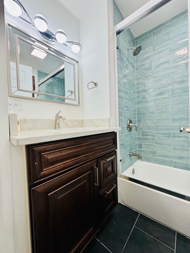 Building Photo - 7258 W 72nd St