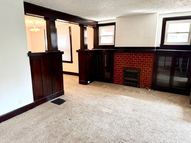 Building Photo - 3518 Beechwood Blvd
