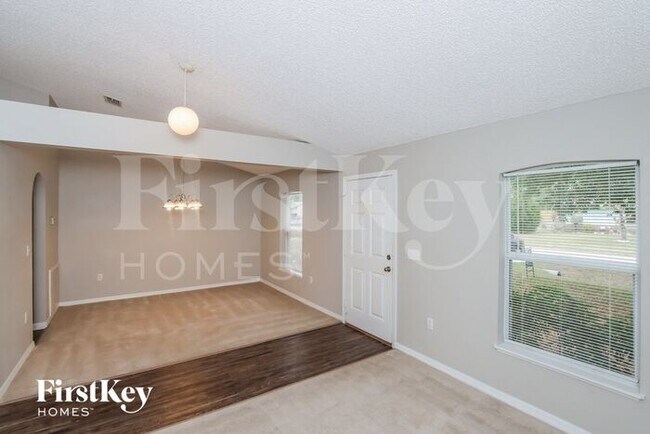 Building Photo - 591 Brickell St SE