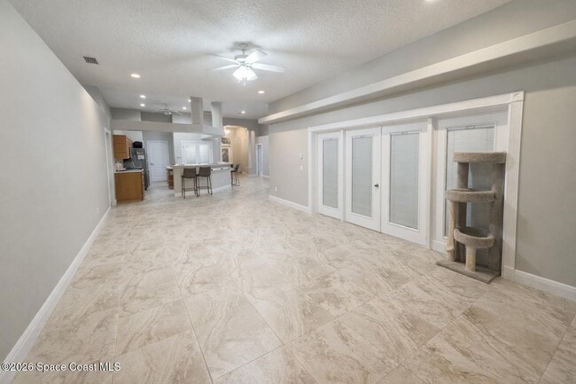 Building Photo - 2147 Auburn Lakes Dr