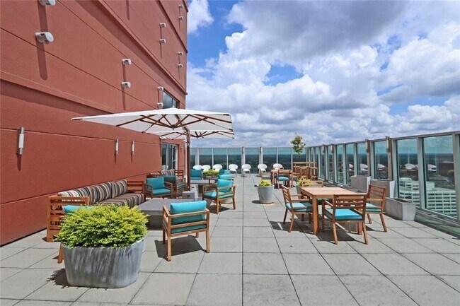 Building Photo - 4561 Olde Perimeter Way