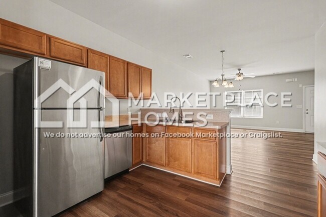 Building Photo - 5986 Westchase St