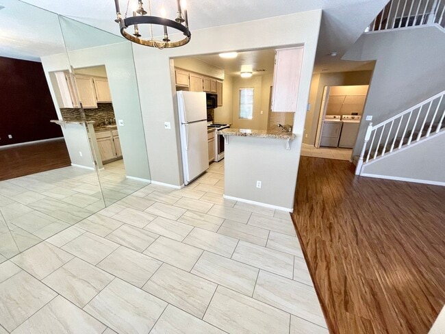 Building Photo - Hidden Gem in Gated Community - Summerlin