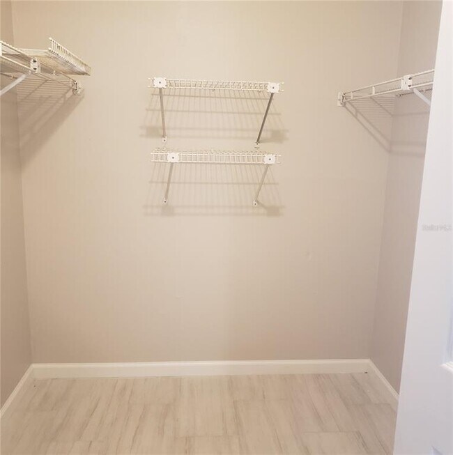 Building Photo - 13131 Lawrence St