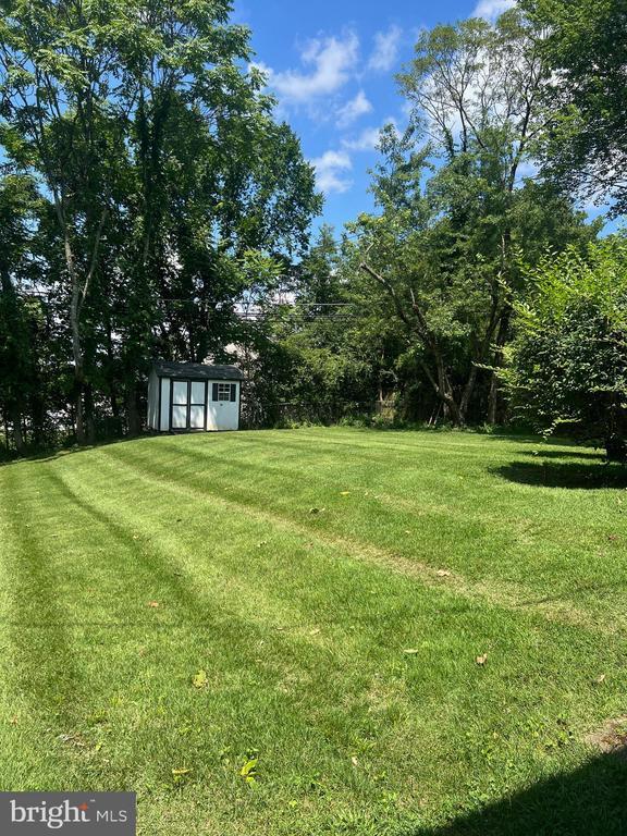 Building Photo - 6854 Arbor Ln
