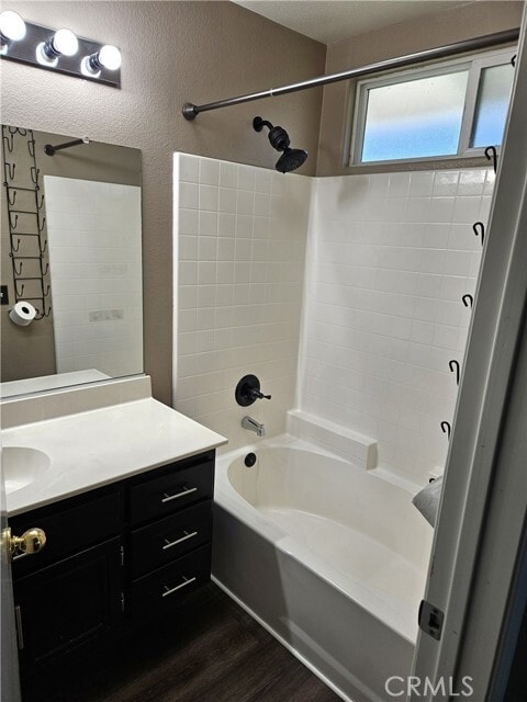 Building Photo - 525 Cedar View Dr