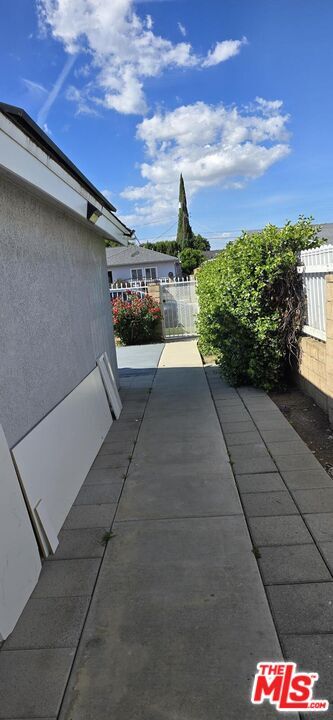 Building Photo - 17550 Willard St