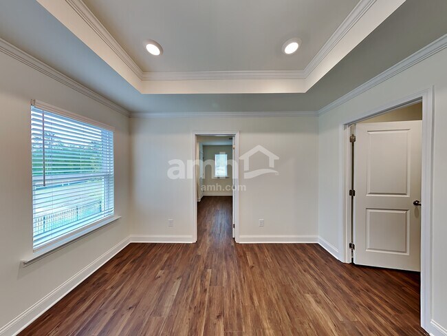 Building Photo - 893 Headland Wy