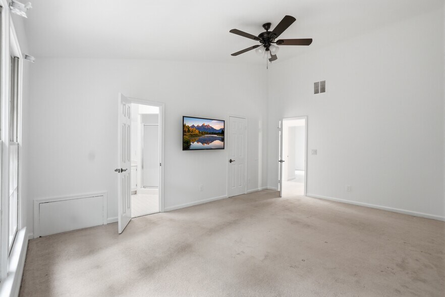 Building Photo - 12327 Sour Cherry Way