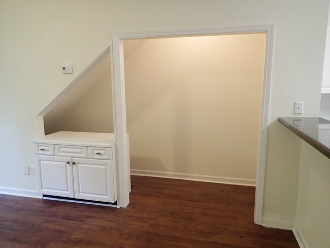 Building Photo - 5609 Moss Vine Pl