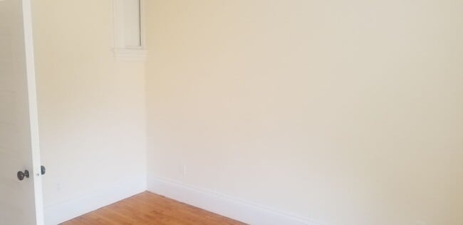 Building Photo - Amazing 1 bed next to Harvard University a...
